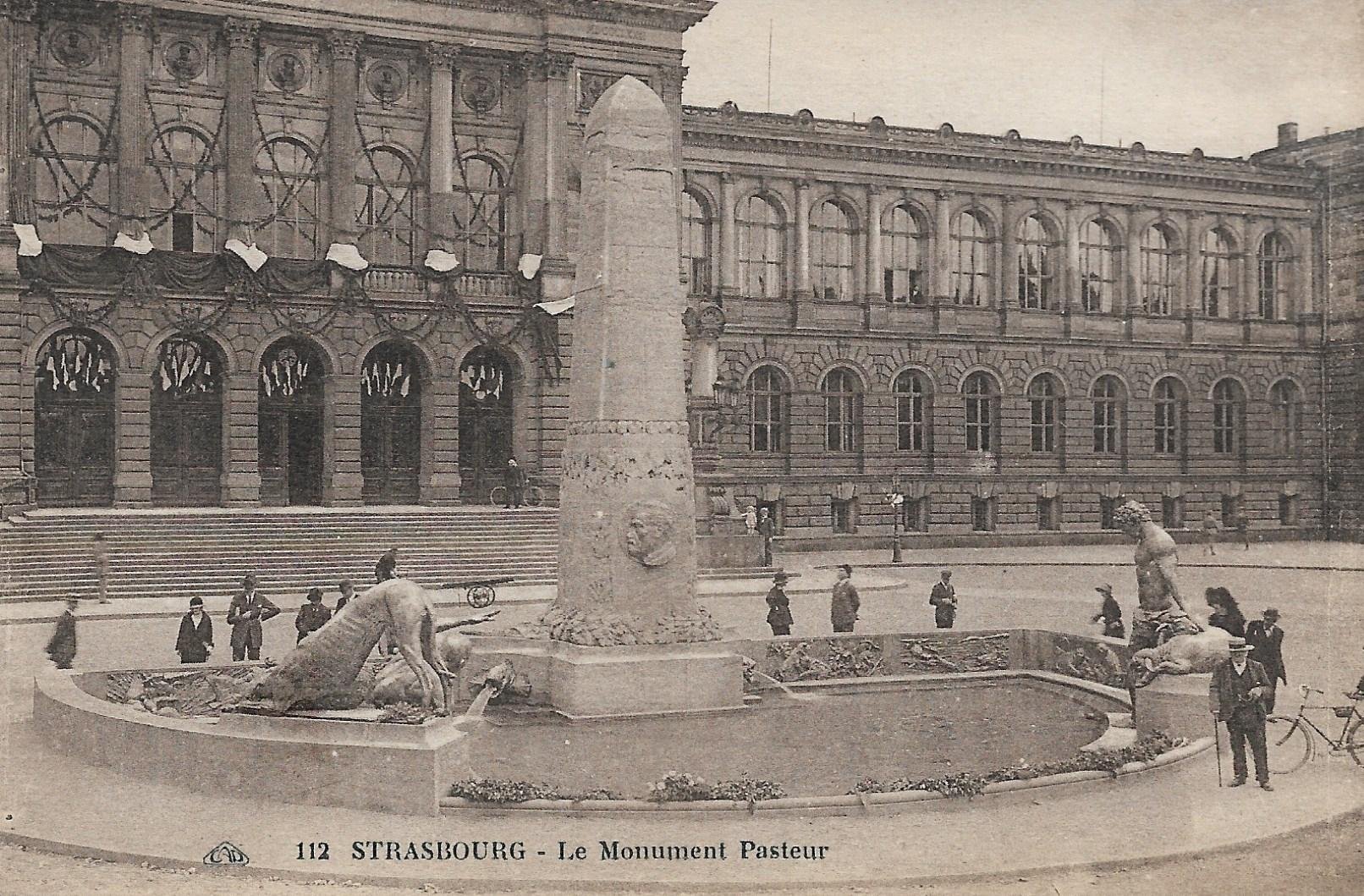 /France/FR_place_1903-1938_STRASBOURG Le Monument Pasteur.jpg